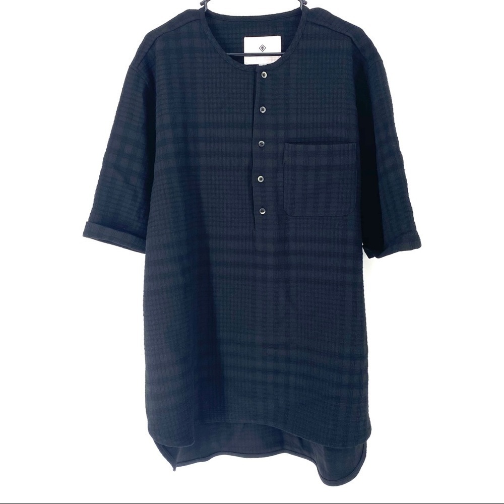 Matiere Men's Plaid Round Neck Button Up Top XXL